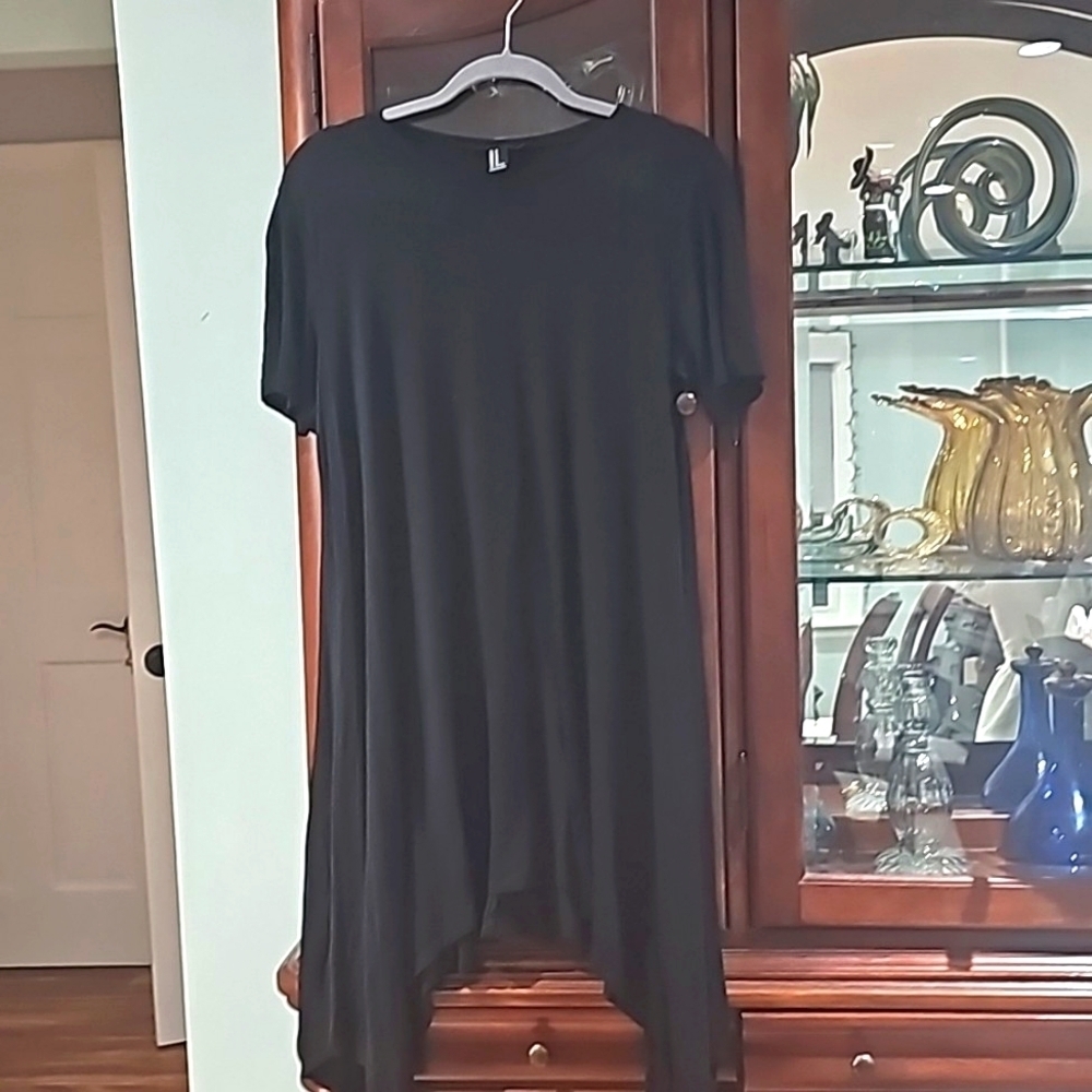 Forever 21 Asymmetrical Dress Black Size medium